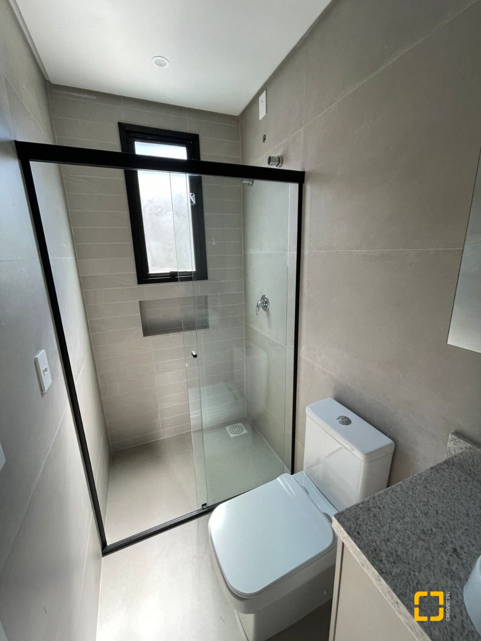Casa com 149m², 6 quartos (sendo 3 suítes), 2 garagens, no bairro Santo Antônio de Lisboa em Florianópolis