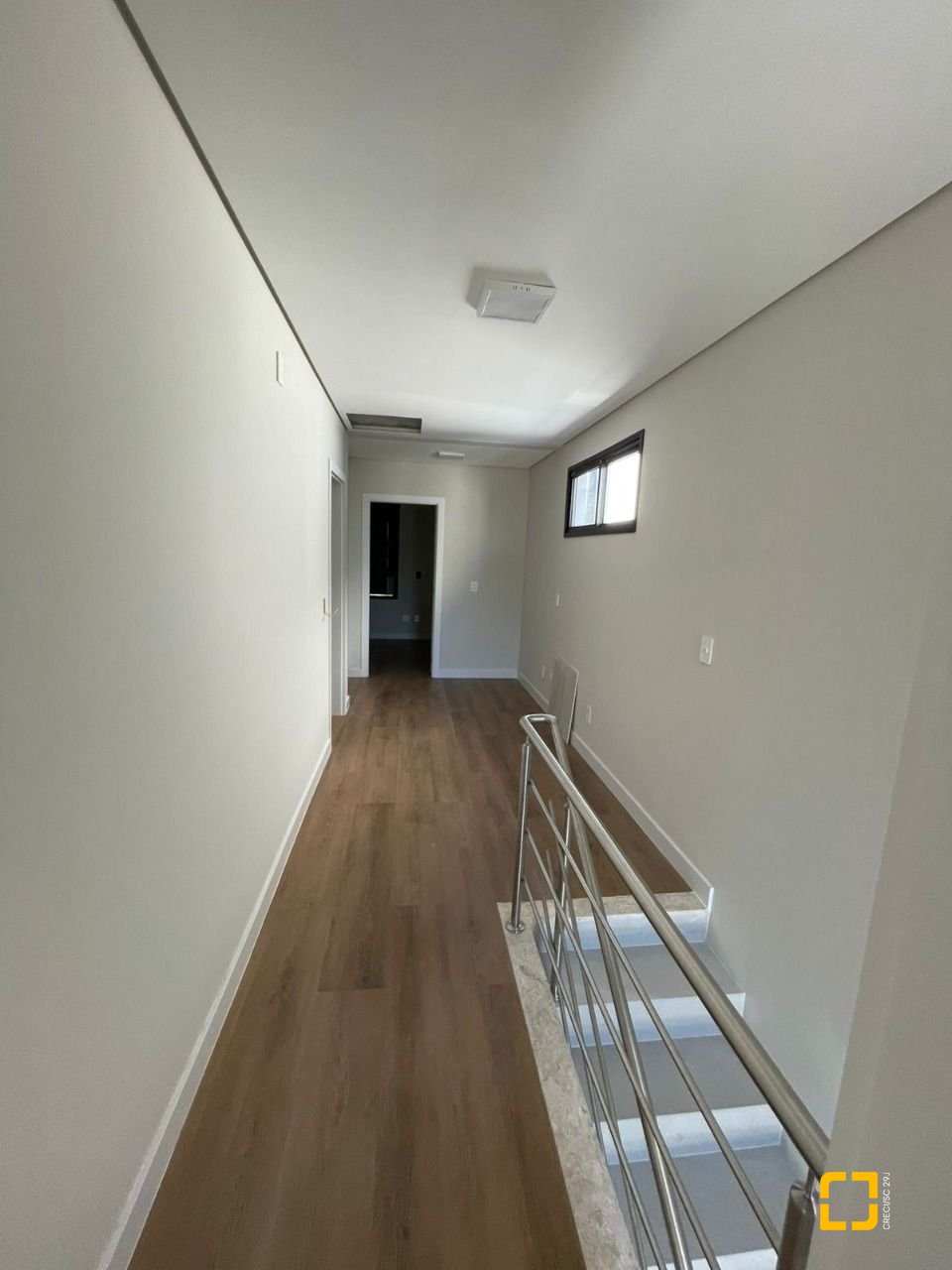 Casa com 149m², 6 quartos (sendo 3 suítes), 2 garagens, no bairro Santo Antônio de Lisboa em Florianópolis