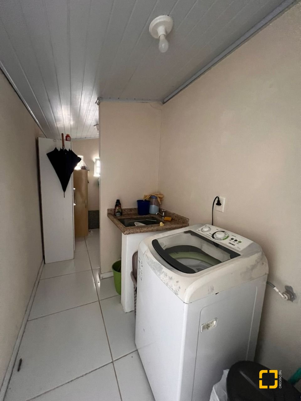 Casa com 150m², 4 quartos (sendo 1 suíte), 2 garagens, no bairro Rio Vermelho em Florianópolis