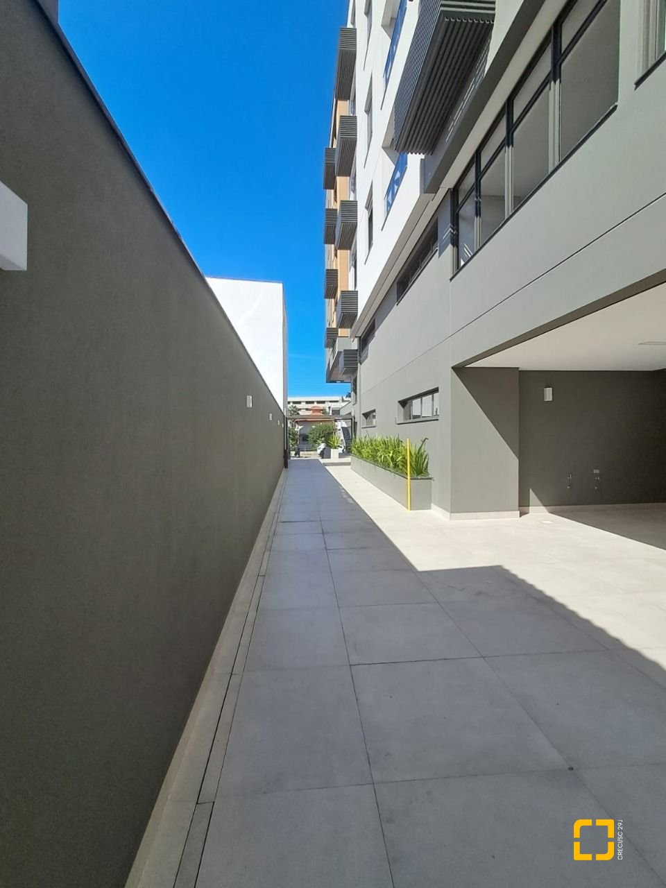 Apartamento com 59m², 3 quartos (sendo 1 suíte), 1 garagem, no bairro Ingleses em Florianópolis