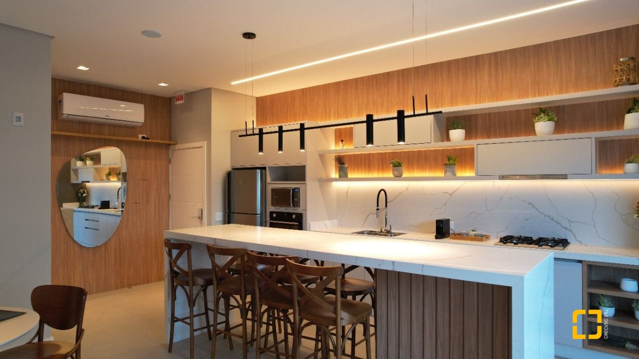 Apartamento com 68m², 3 quartos (sendo 1 suíte), 1 garagem, no bairro Ingleses em Florianópolis