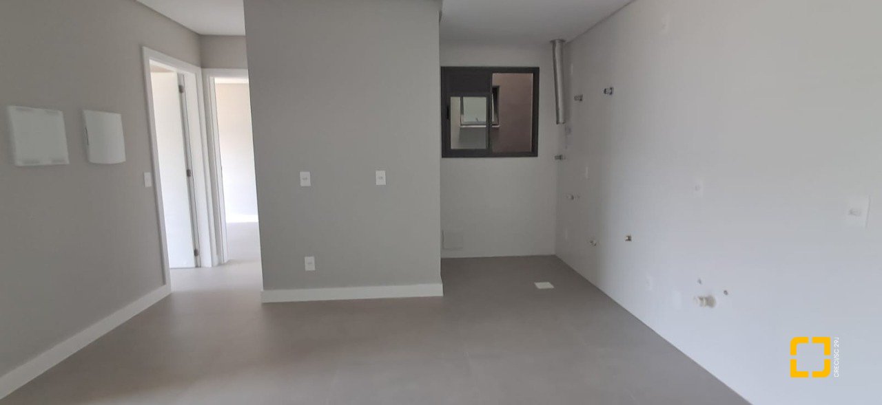 Apartamento com 68m², 3 quartos (sendo 1 suíte), 1 garagem, no bairro Ingleses em Florianópolis