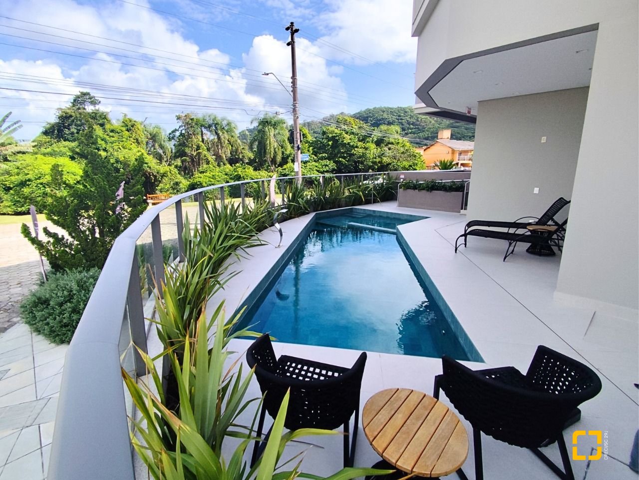 Apartamento com 68m², 3 quartos (sendo 1 suíte), 1 garagem, no bairro Ingleses em Florianópolis