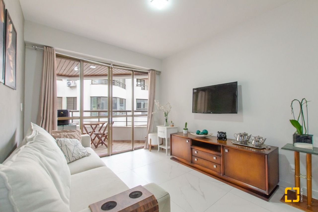 Apartamento com 83m², 2 quartos (sendo 1 suíte), 1 garagem, no bairro Ponta das Canas em Florianópolis