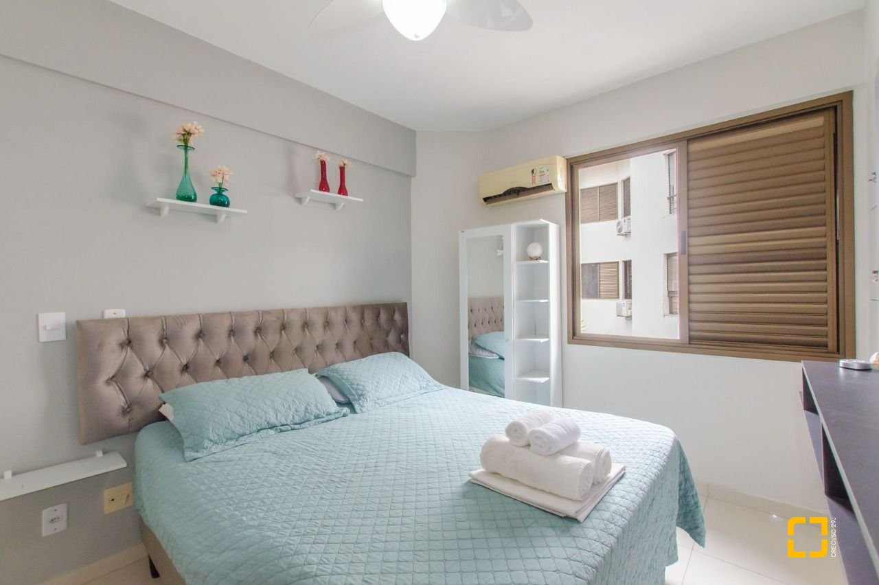 Apartamento com 83m², 2 quartos (sendo 1 suíte), 1 garagem, no bairro Ponta das Canas em Florianópolis