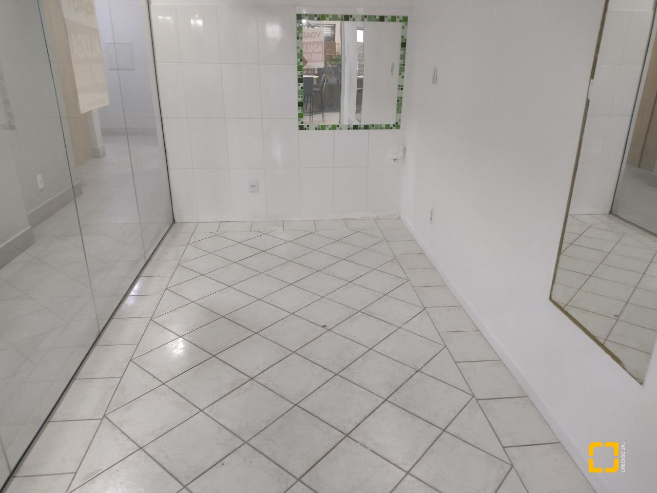 Loja com 12m², no bairro Trindade em Florianópolis