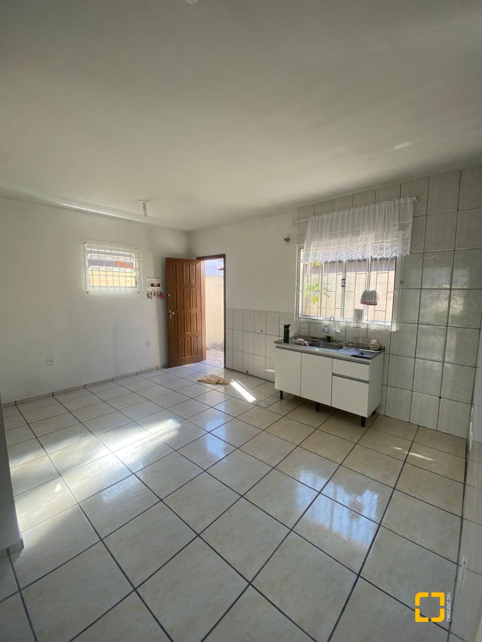 Casa com 80m², 2 quartos, 1 garagem, no bairro Ingleses em Florianópolis