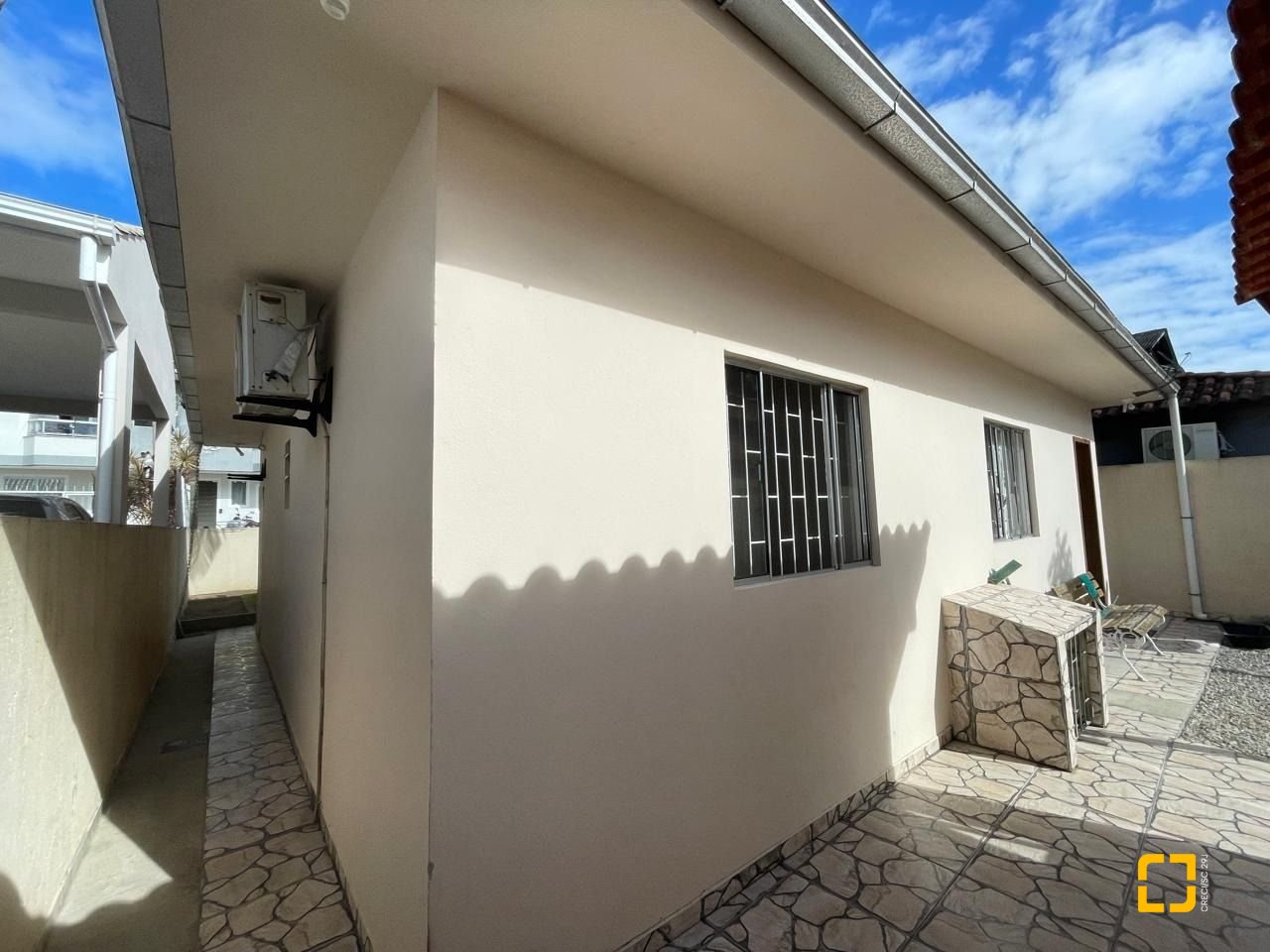 Casa com 80m², 2 quartos, 1 garagem, no bairro Ingleses em Florianópolis
