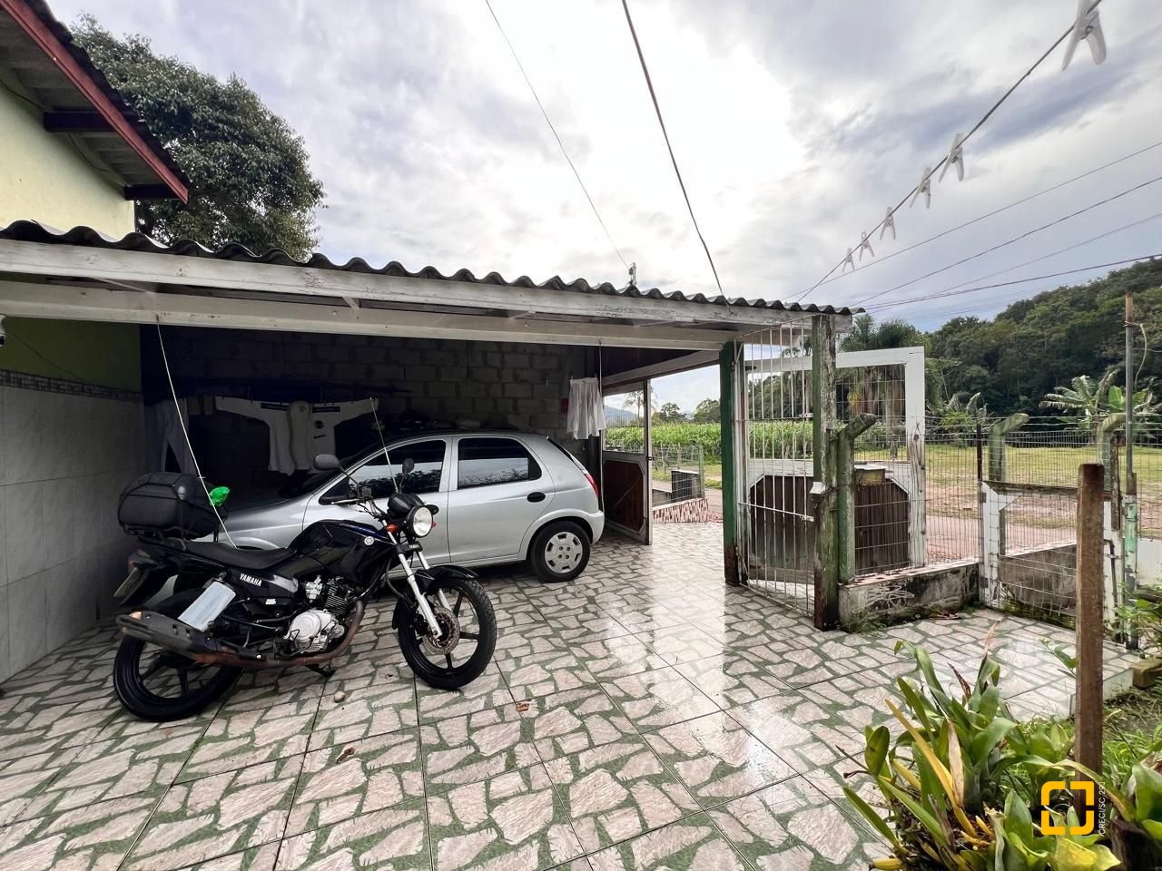 Terreno com 756m², no bairro Vargem Grande em Florianópolis
