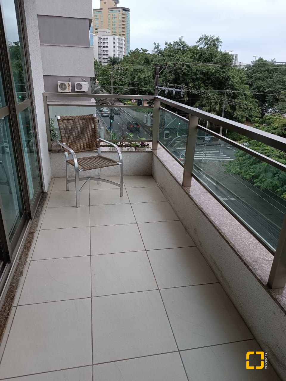Apartamento com 178m², 5 quartos (sendo 1 suíte), 2 garagens, no bairro Agronômica em Florianópolis