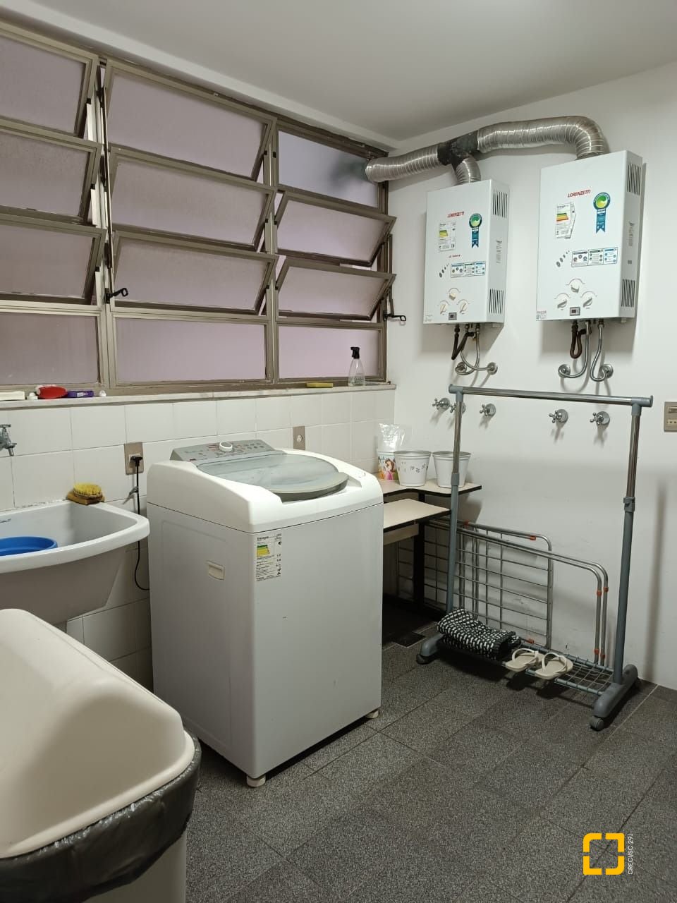 Apartamento com 178m², 5 quartos (sendo 1 suíte), 2 garagens, no bairro Agronômica em Florianópolis
