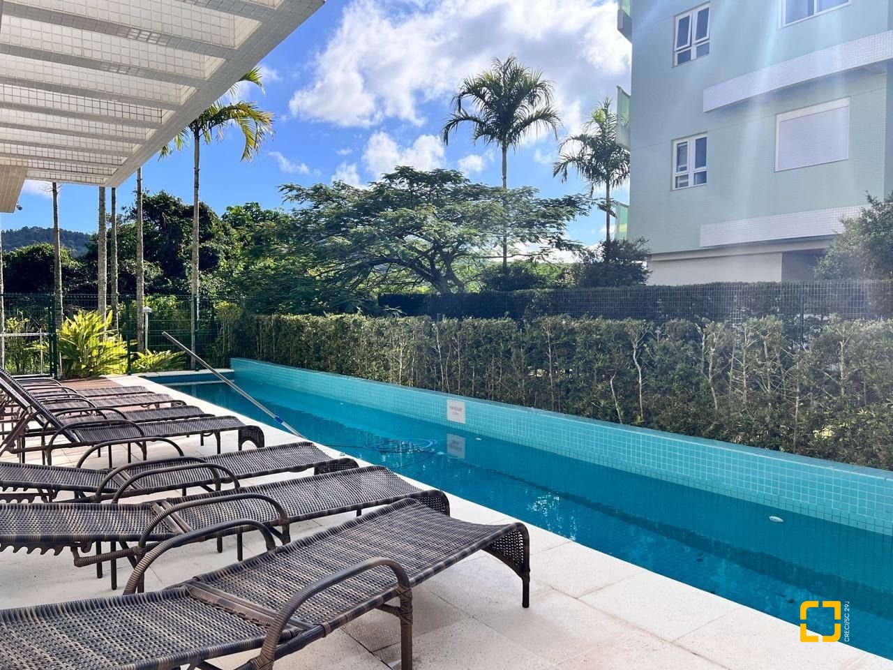 Apartamento com 144m², 8 quartos (sendo 4 suítes), 3 garagens, no bairro Jurerê Internacional em Florianópolis