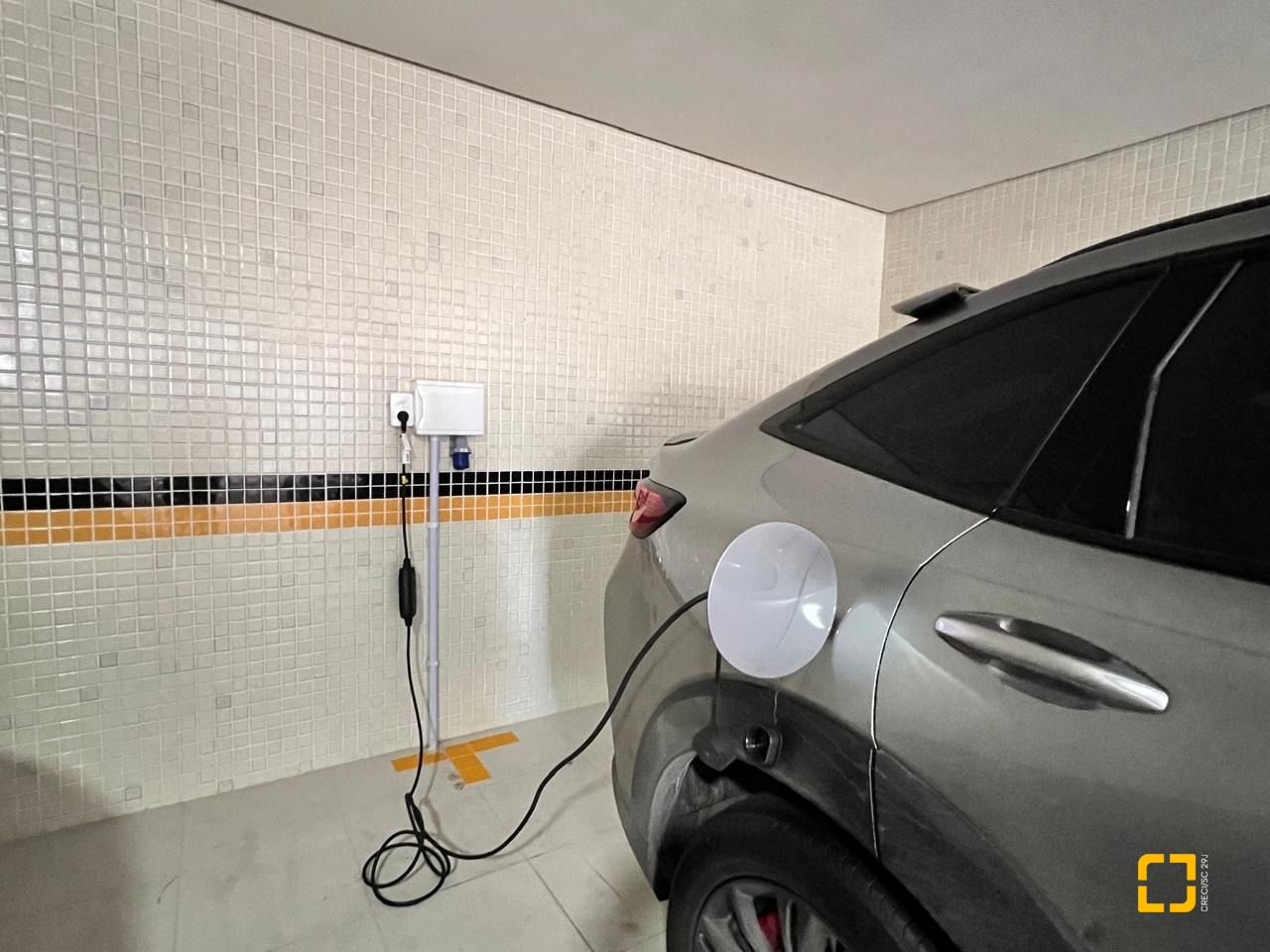Apartamento com 144m², 8 quartos (sendo 4 suítes), 3 garagens, no bairro Jurerê Internacional em Florianópolis