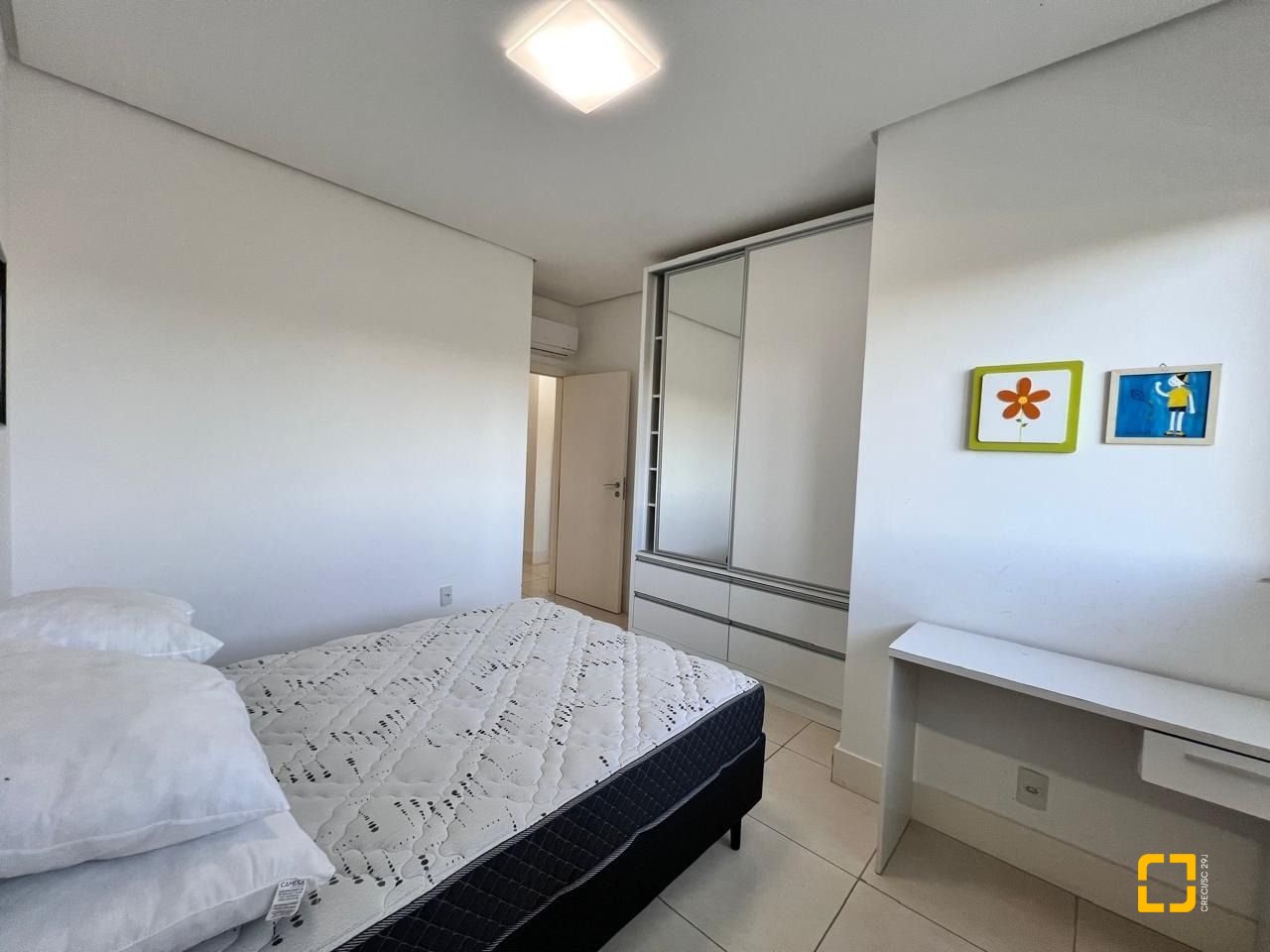 Apartamento com 144m², 8 quartos (sendo 4 suítes), 3 garagens, no bairro Jurerê Internacional em Florianópolis