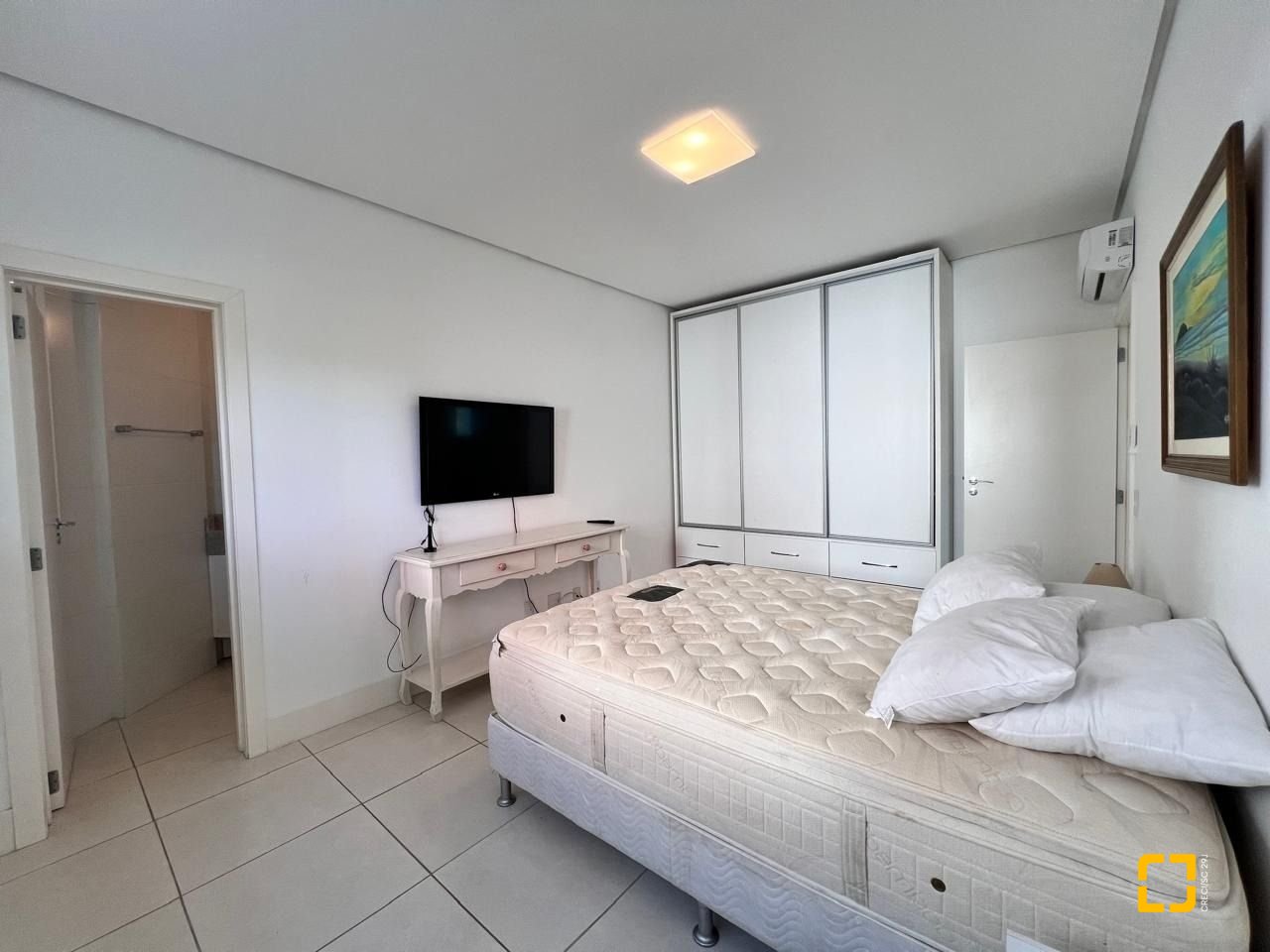 Apartamento com 144m², 8 quartos (sendo 4 suítes), 3 garagens, no bairro Jurerê Internacional em Florianópolis