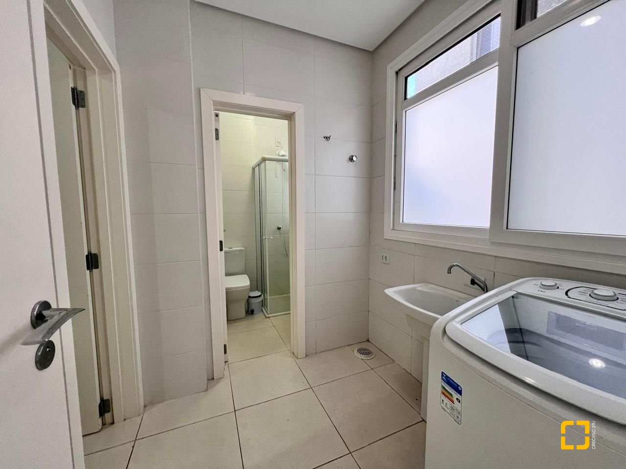 Apartamento com 144m², 8 quartos (sendo 4 suítes), 3 garagens, no bairro Jurerê Internacional em Florianópolis