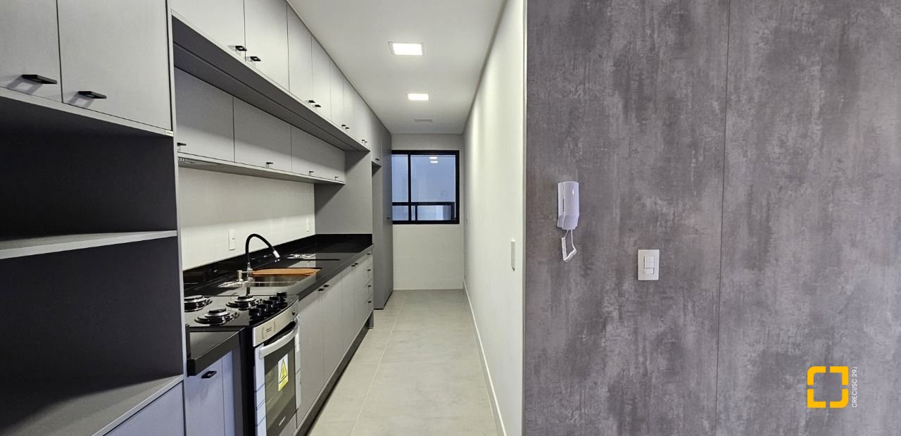 Apartamento com 75m², 3 quartos (sendo 1 suíte), 2 garagens, no bairro Saco Grande em Florianópolis