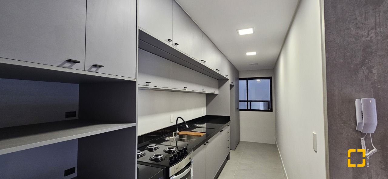 Apartamento com 75m², 3 quartos (sendo 1 suíte), 2 garagens, no bairro Saco Grande em Florianópolis
