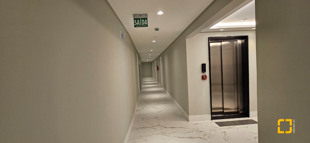 Apartamento com 75m², 3 quartos (sendo 1 suíte), 2 garagens, no bairro Saco Grande em Florianópolis
