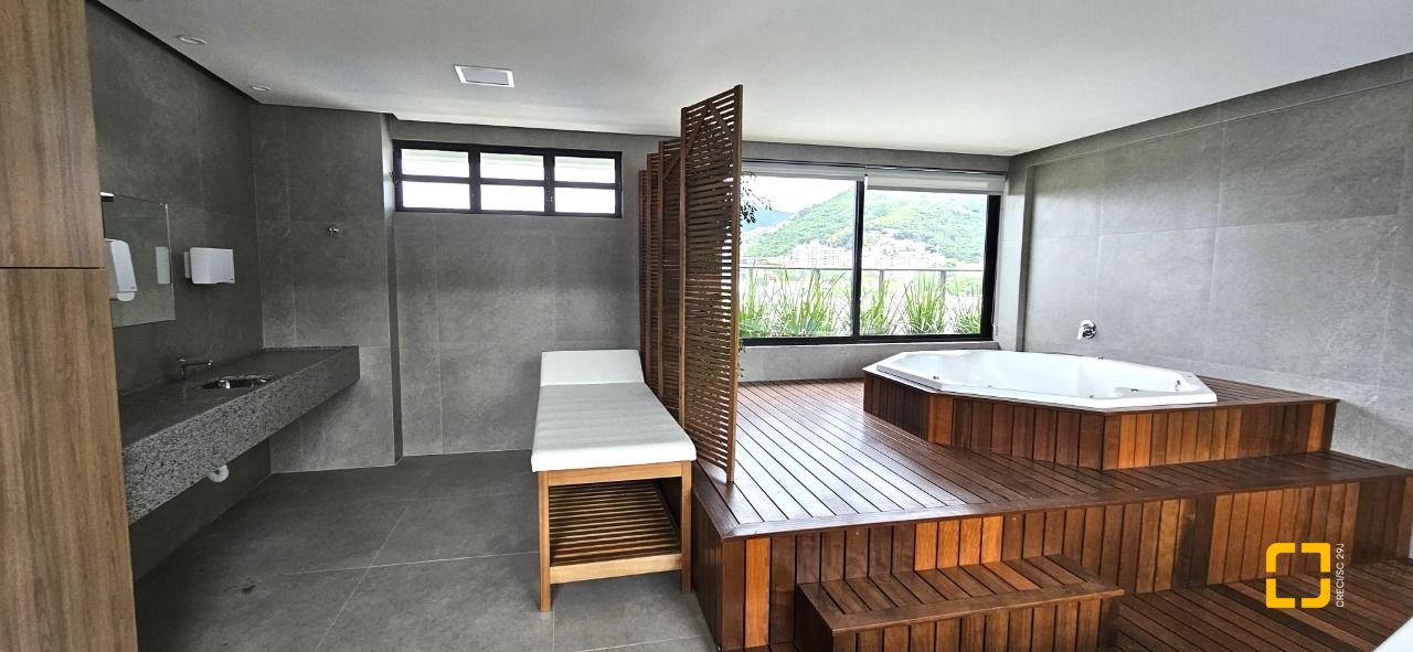 Apartamento com 75m², 3 quartos (sendo 1 suíte), 2 garagens, no bairro Saco Grande em Florianópolis