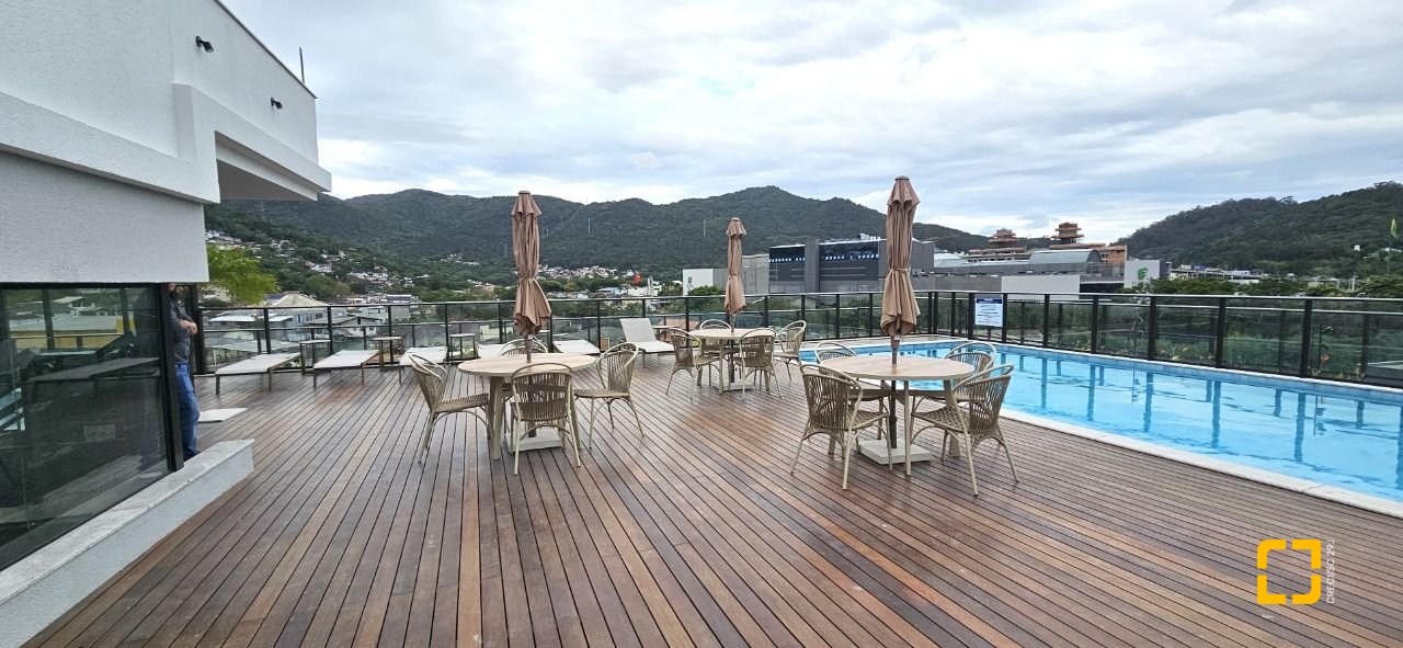 Apartamento com 75m², 3 quartos (sendo 1 suíte), 2 garagens, no bairro Saco Grande em Florianópolis