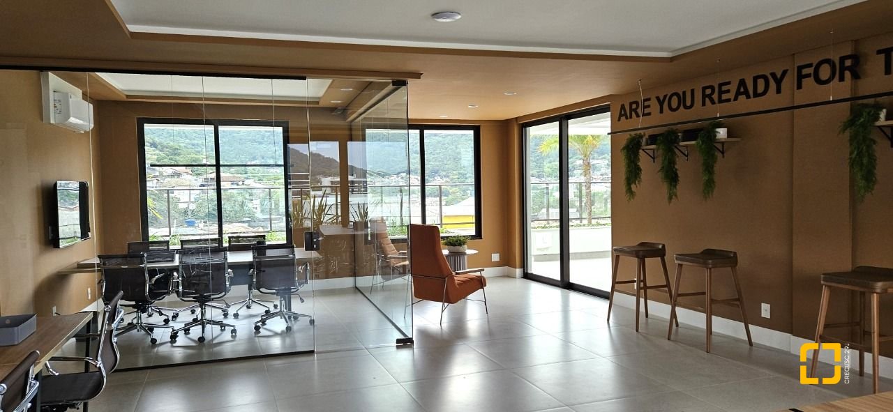 Apartamento com 75m², 3 quartos (sendo 1 suíte), 2 garagens, no bairro Saco Grande em Florianópolis