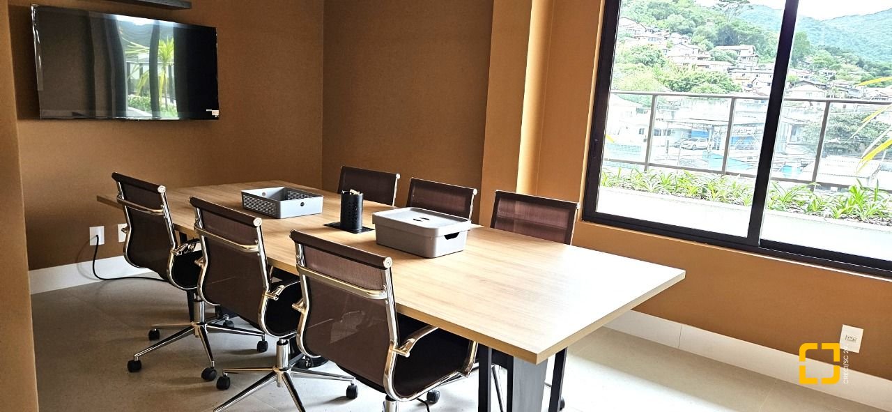 Apartamento com 75m², 3 quartos (sendo 1 suíte), 2 garagens, no bairro Saco Grande em Florianópolis