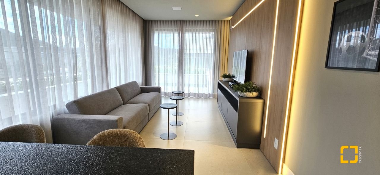 Apartamento com 75m², 3 quartos (sendo 1 suíte), 2 garagens, no bairro Saco Grande em Florianópolis