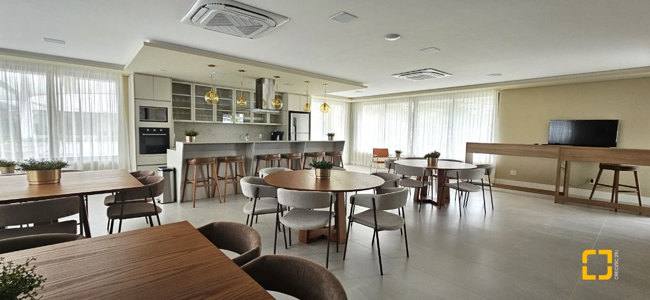Apartamento com 75m², 3 quartos (sendo 1 suíte), 2 garagens, no bairro Saco Grande em Florianópolis