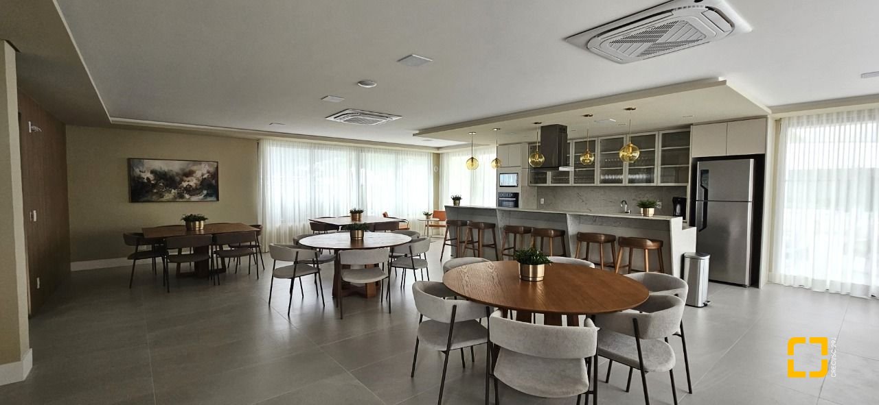 Apartamento com 75m², 3 quartos (sendo 1 suíte), 2 garagens, no bairro Saco Grande em Florianópolis