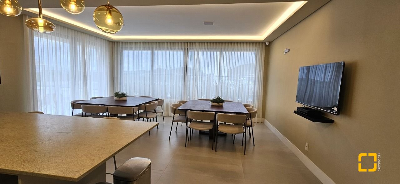 Apartamento com 75m², 3 quartos (sendo 1 suíte), 2 garagens, no bairro Saco Grande em Florianópolis