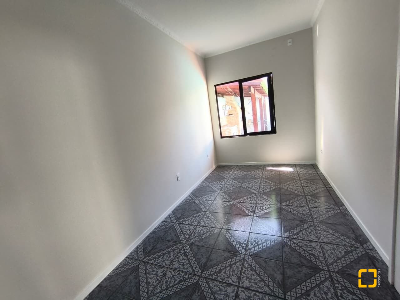 Casa com 190m², 5 quartos (sendo 1 suíte), 4 garagens, no bairro Campeche em Florianópolis