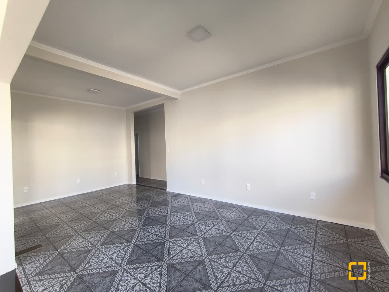 Casa com 190m², 5 quartos (sendo 1 suíte), 4 garagens, no bairro Campeche em Florianópolis