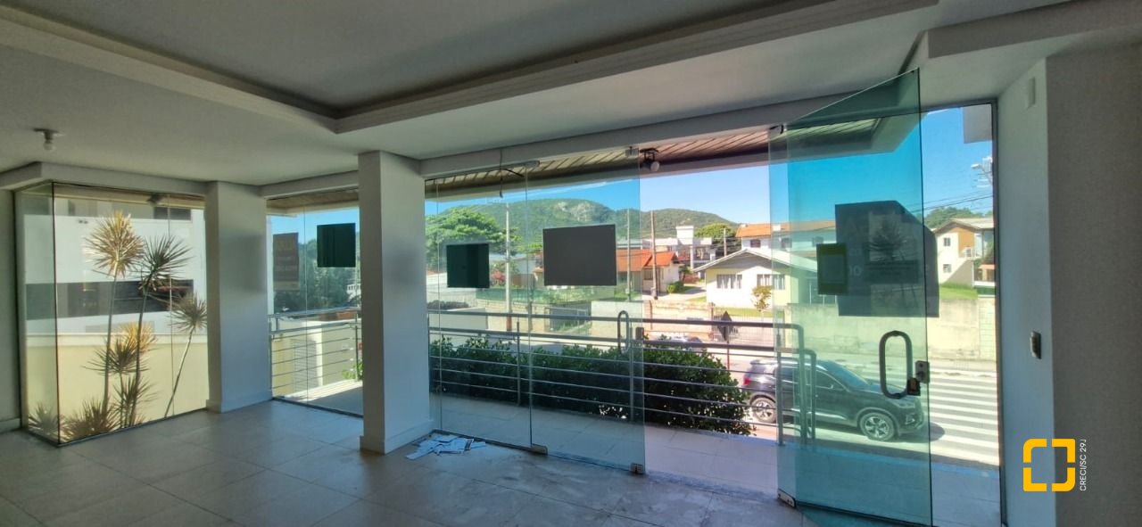 Loja com 70m², no bairro Santinho em Florianópolis