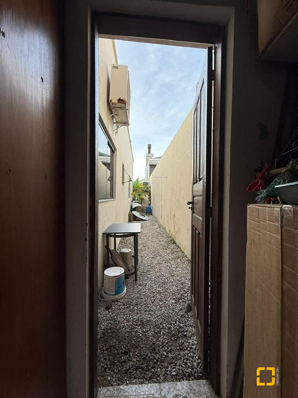 Casa com 291m², 9 quartos (sendo 4 suítes), 2 garagens, no bairro Cachoeira do Bom Jesus em Florianópolis