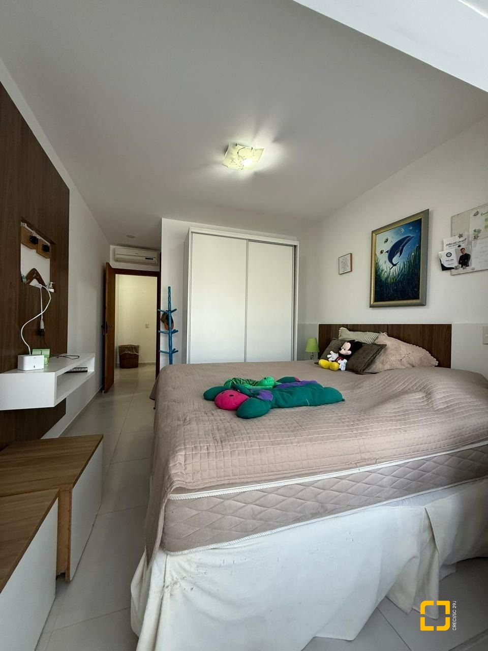 Casa com 291m², 9 quartos (sendo 4 suítes), 2 garagens, no bairro Cachoeira do Bom Jesus em Florianópolis