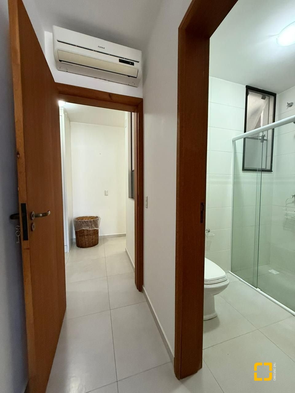Casa com 291m², 9 quartos (sendo 4 suítes), 2 garagens, no bairro Cachoeira do Bom Jesus em Florianópolis