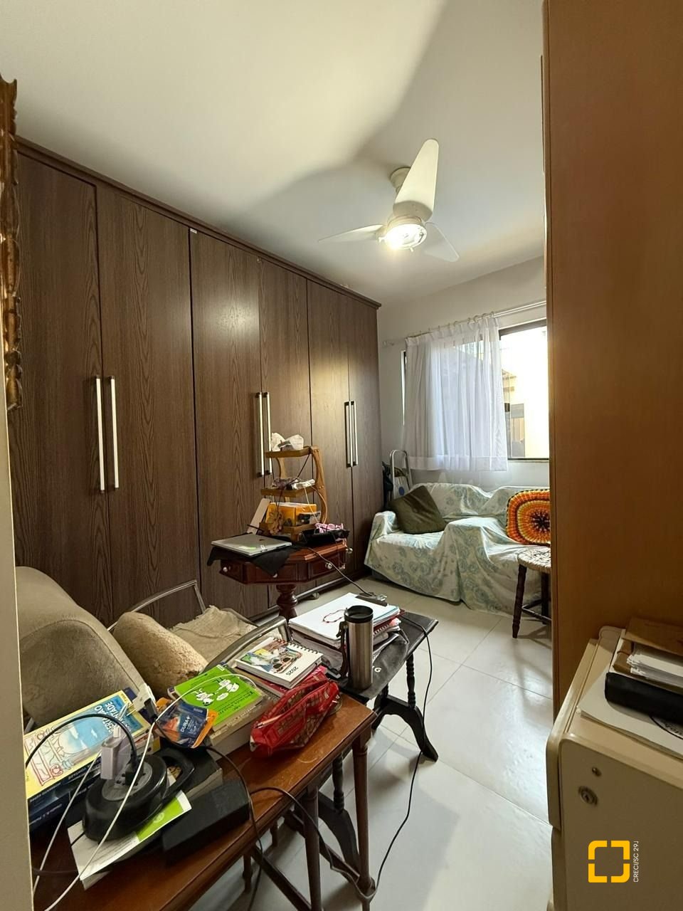 Casa com 291m², 9 quartos (sendo 4 suítes), 2 garagens, no bairro Cachoeira do Bom Jesus em Florianópolis
