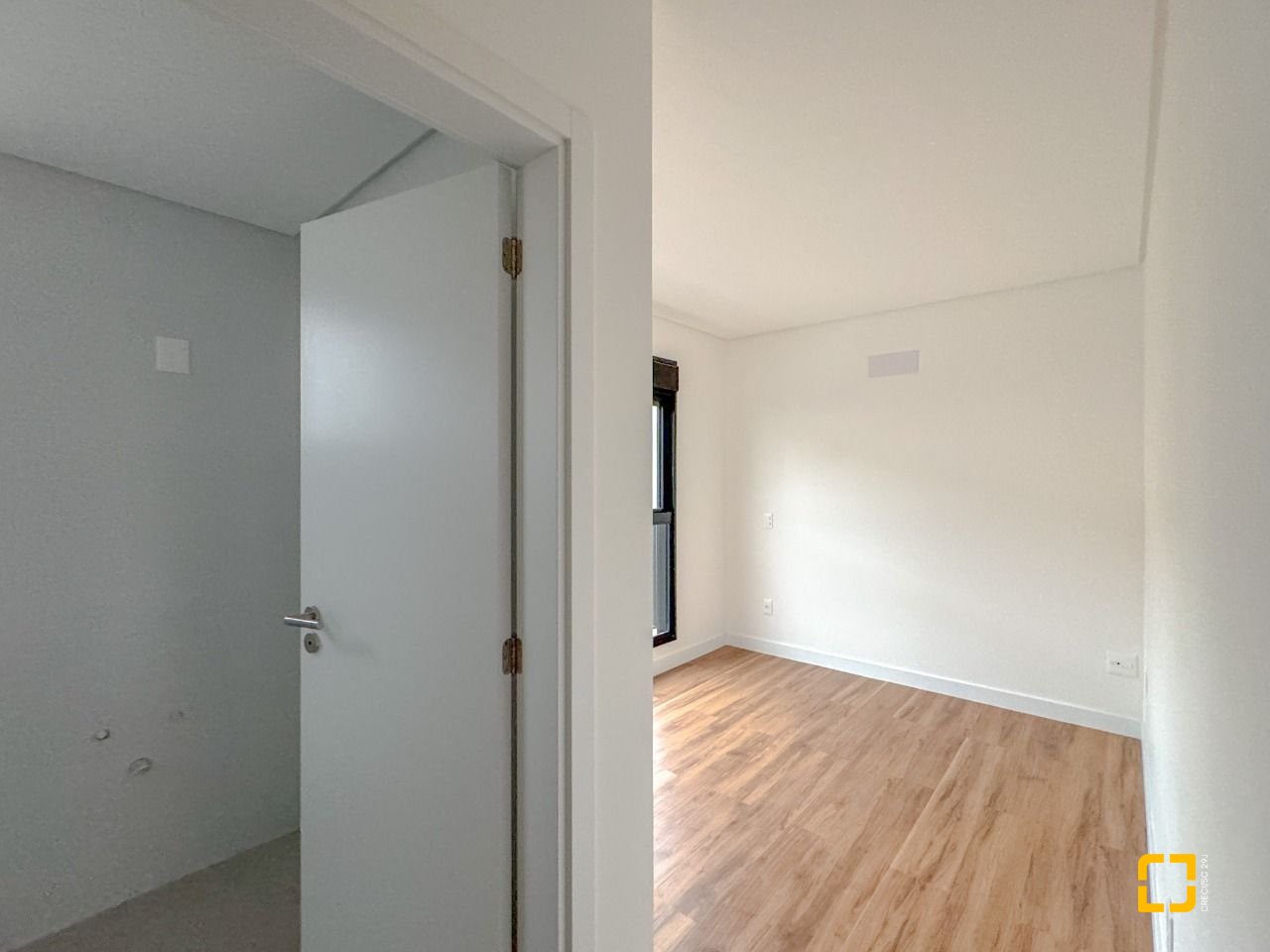 Apartamento com 80m², 3 quartos (sendo 1 suíte), 1 garagem, no bairro Centro em Florianópolis