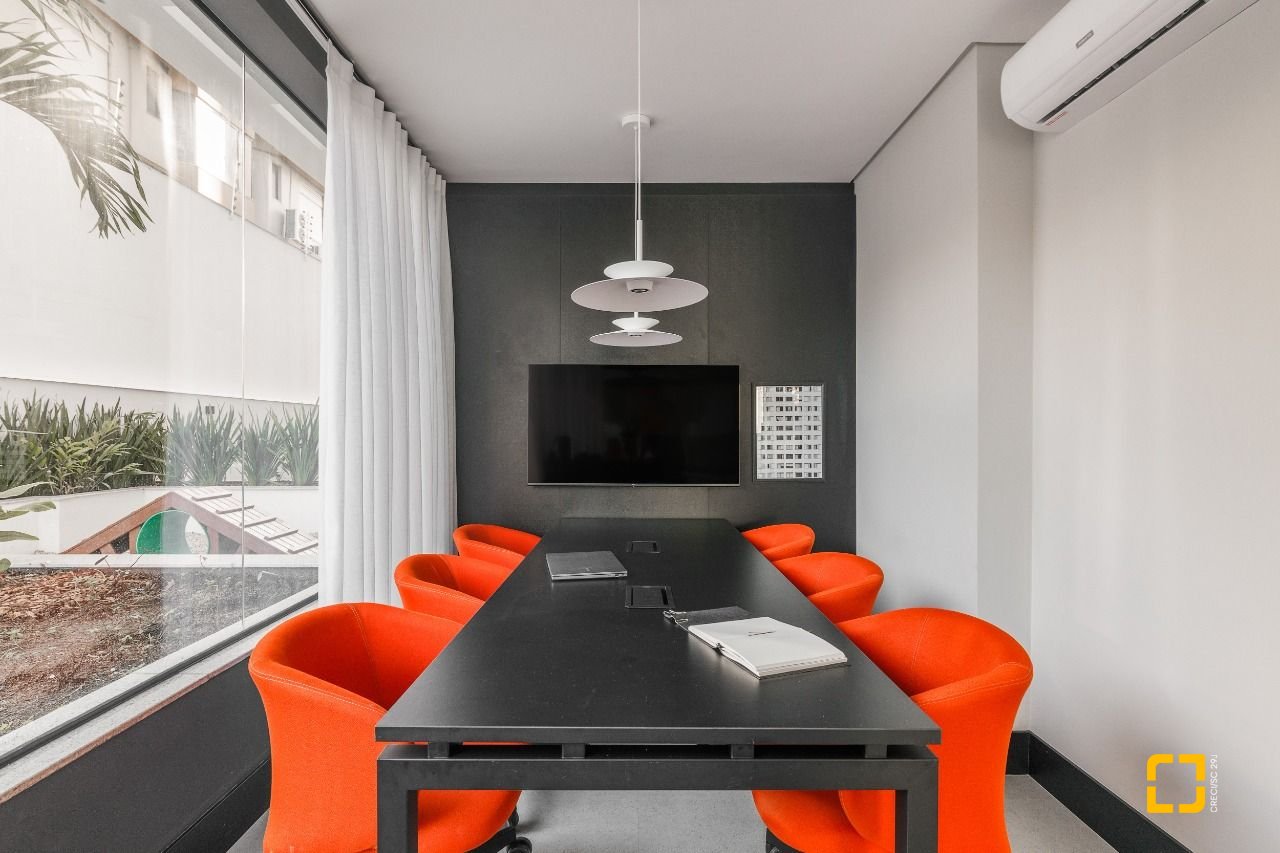 Apartamento com 80m², 3 quartos (sendo 1 suíte), 1 garagem, no bairro Centro em Florianópolis