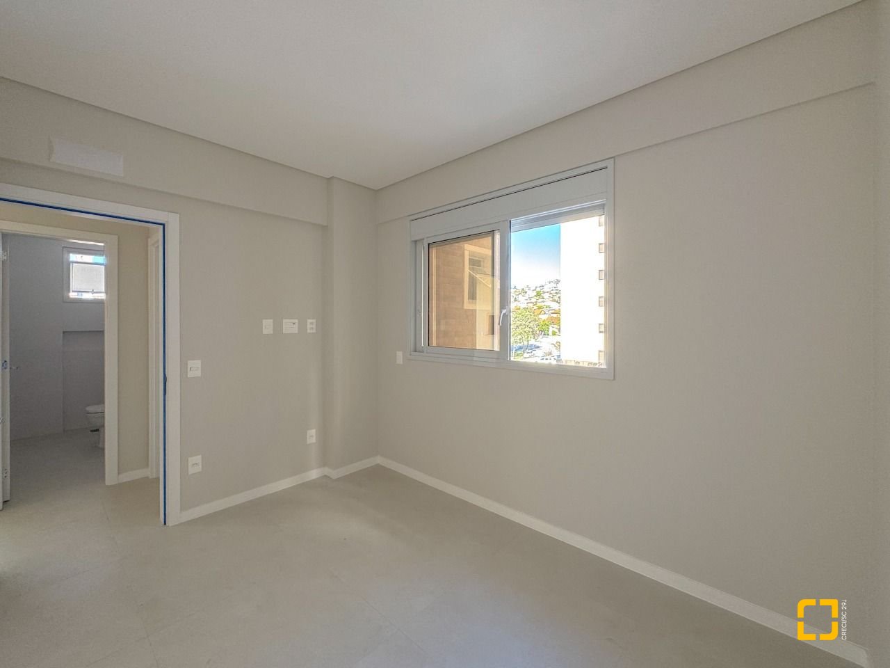 Apartamento com 68m², 3 quartos (sendo 1 suíte), 1 garagem, no bairro Trindade em Florianópolis