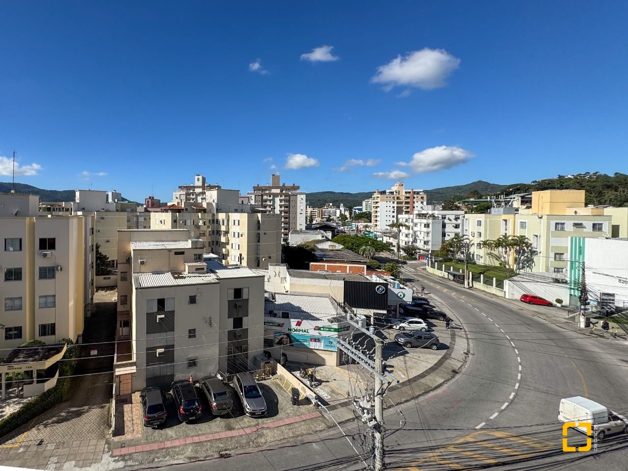 Apartamento com 68m², 3 quartos (sendo 1 suíte), 1 garagem, no bairro Trindade em Florianópolis