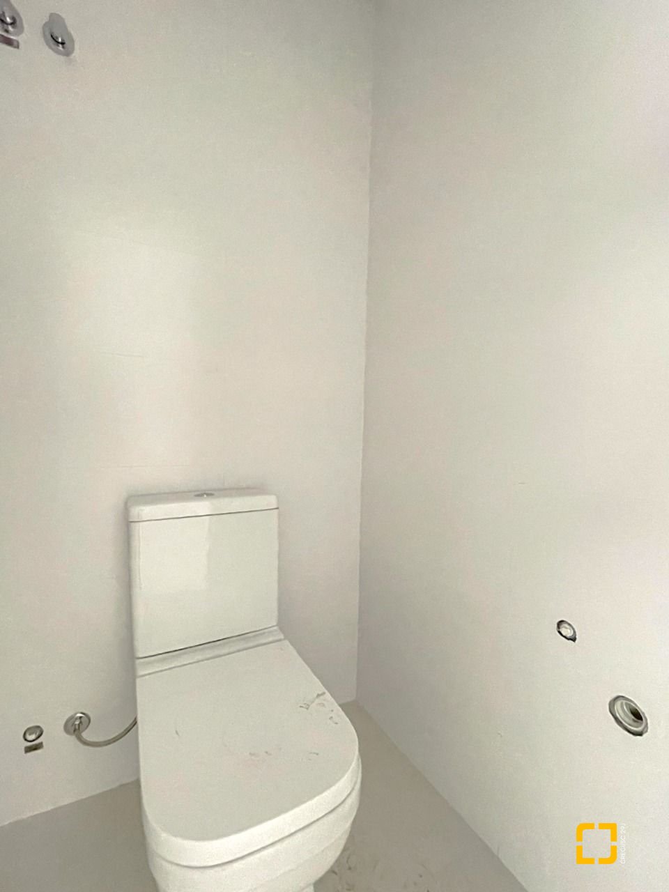 Cobertura com 100m², 4 quartos (sendo 2 suítes), 2 garagens, no bairro Trindade em Florianópolis