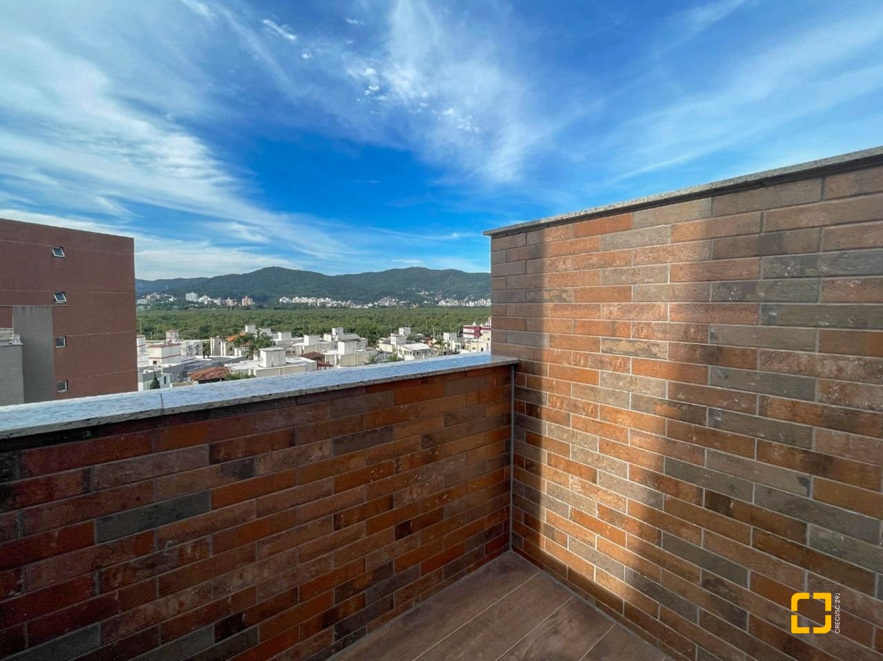 Cobertura com 100m², 4 quartos (sendo 2 suítes), 2 garagens, no bairro Trindade em Florianópolis