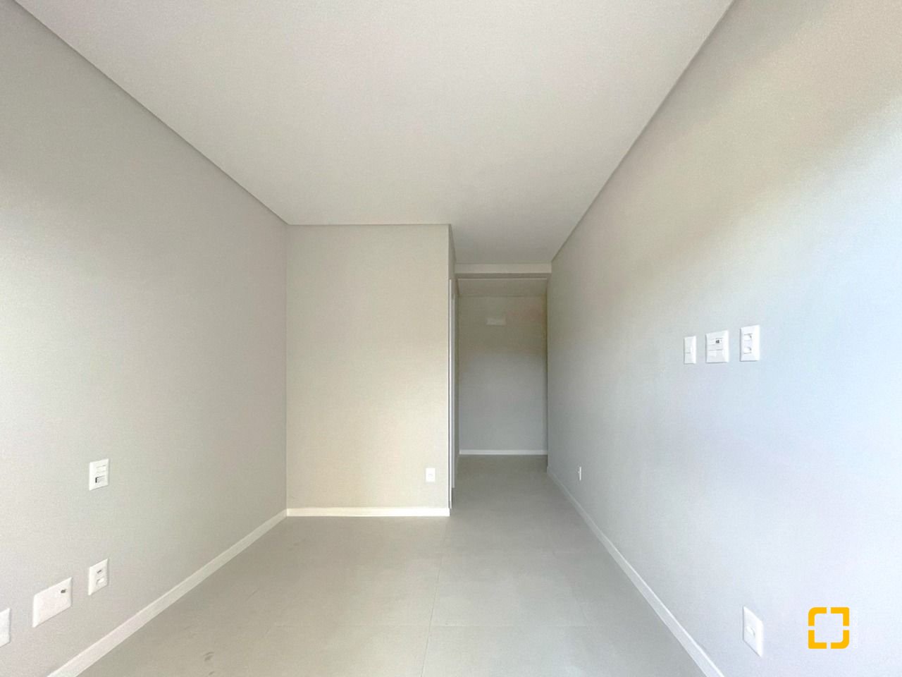 Cobertura com 100m², 4 quartos (sendo 2 suítes), 2 garagens, no bairro Trindade em Florianópolis