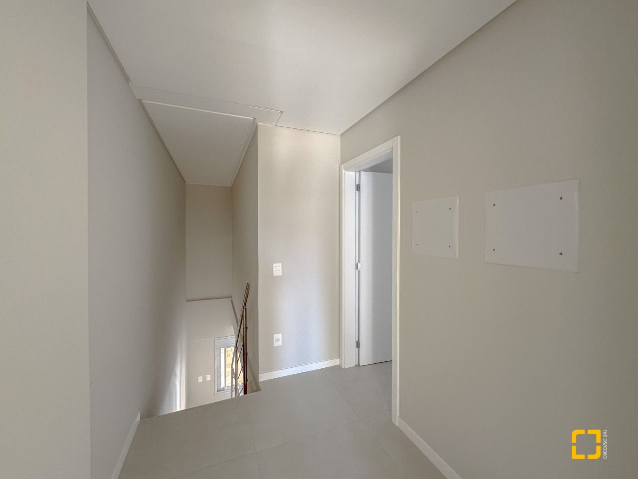 Cobertura com 102m², 4 quartos (sendo 2 suítes), 2 garagens, no bairro Trindade em Florianópolis