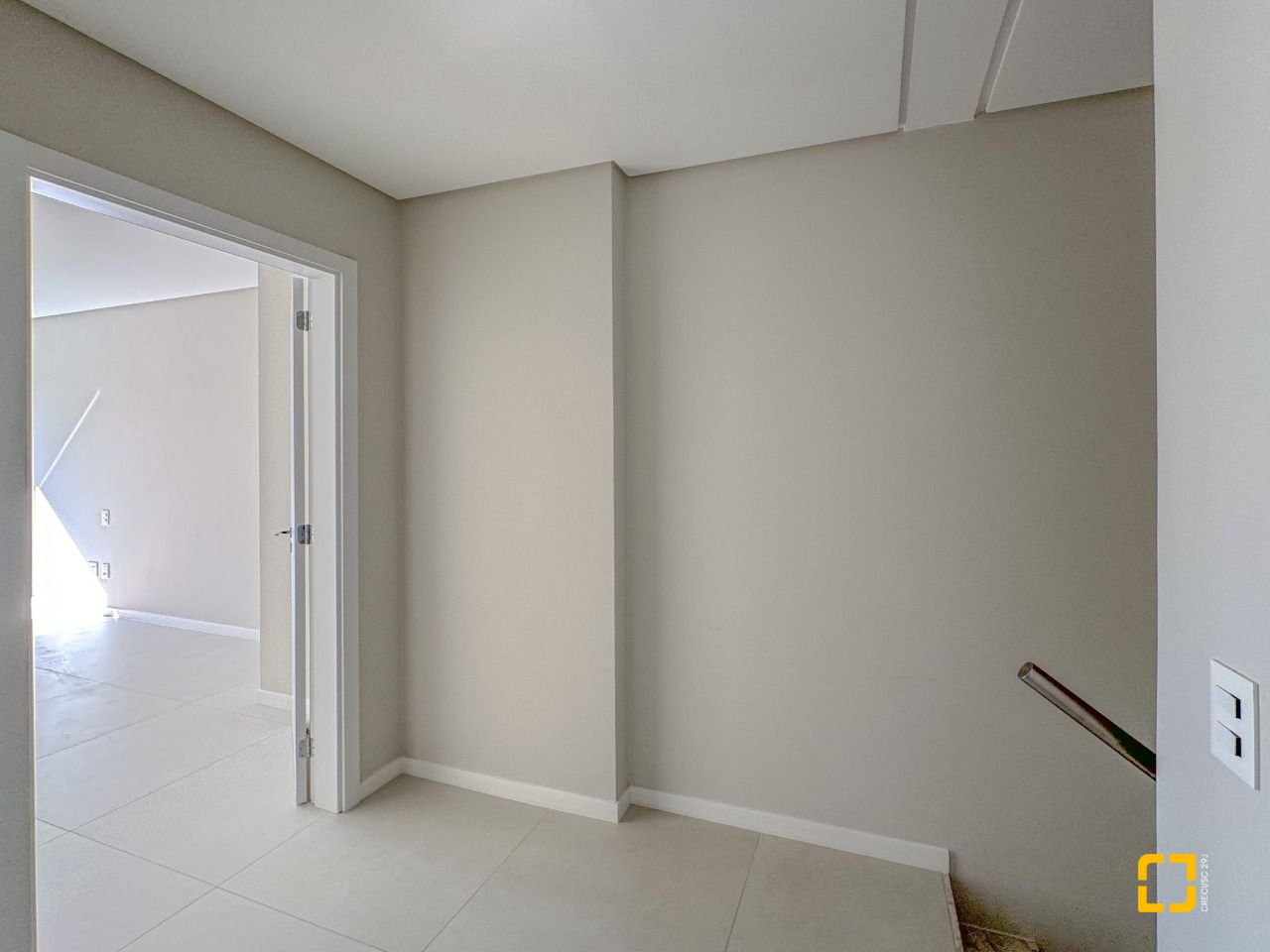 Cobertura com 102m², 4 quartos (sendo 2 suítes), 2 garagens, no bairro Trindade em Florianópolis