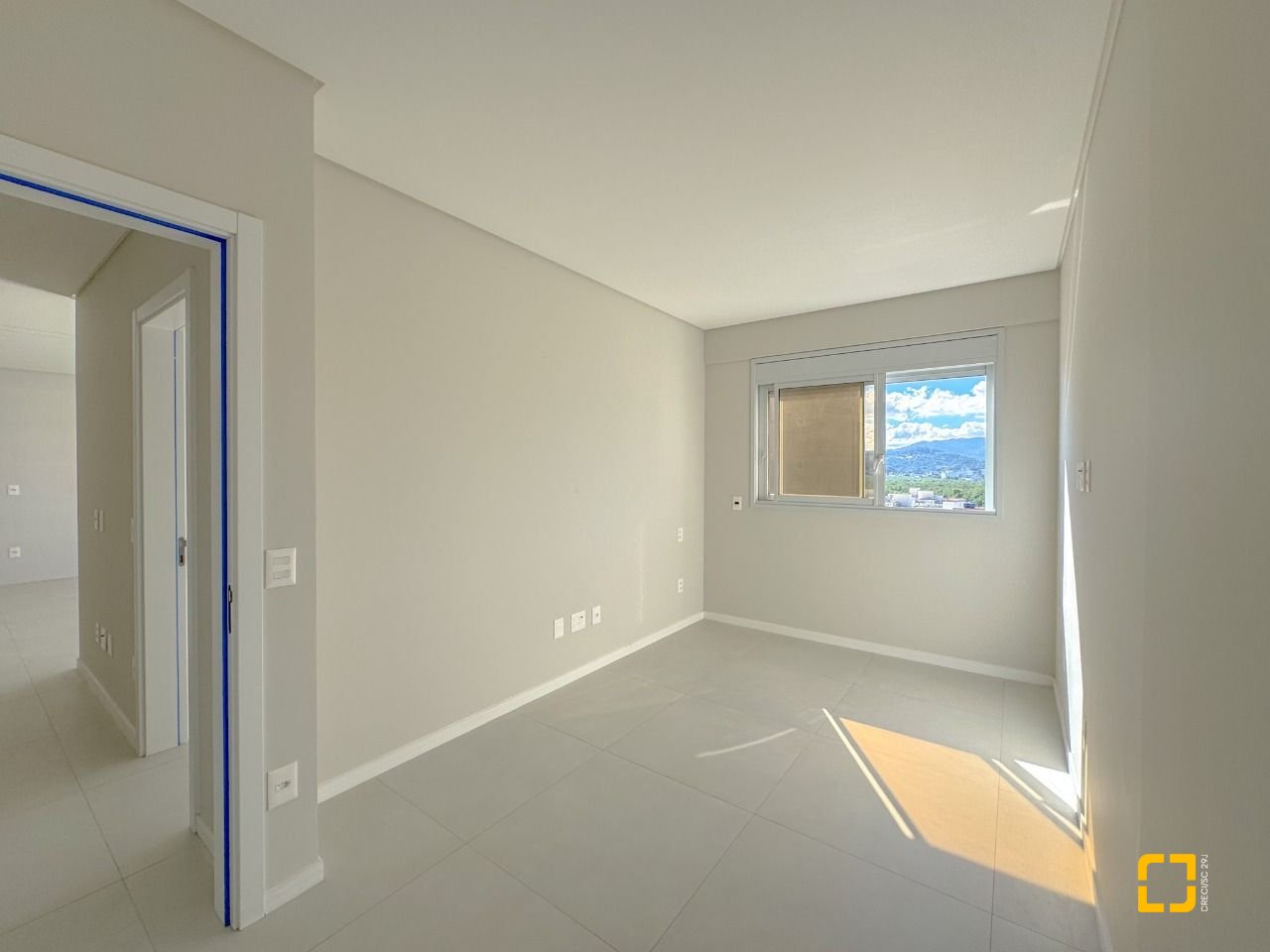 Cobertura com 107m², 5 quartos (sendo 2 suítes), 2 garagens, no bairro Trindade em Florianópolis