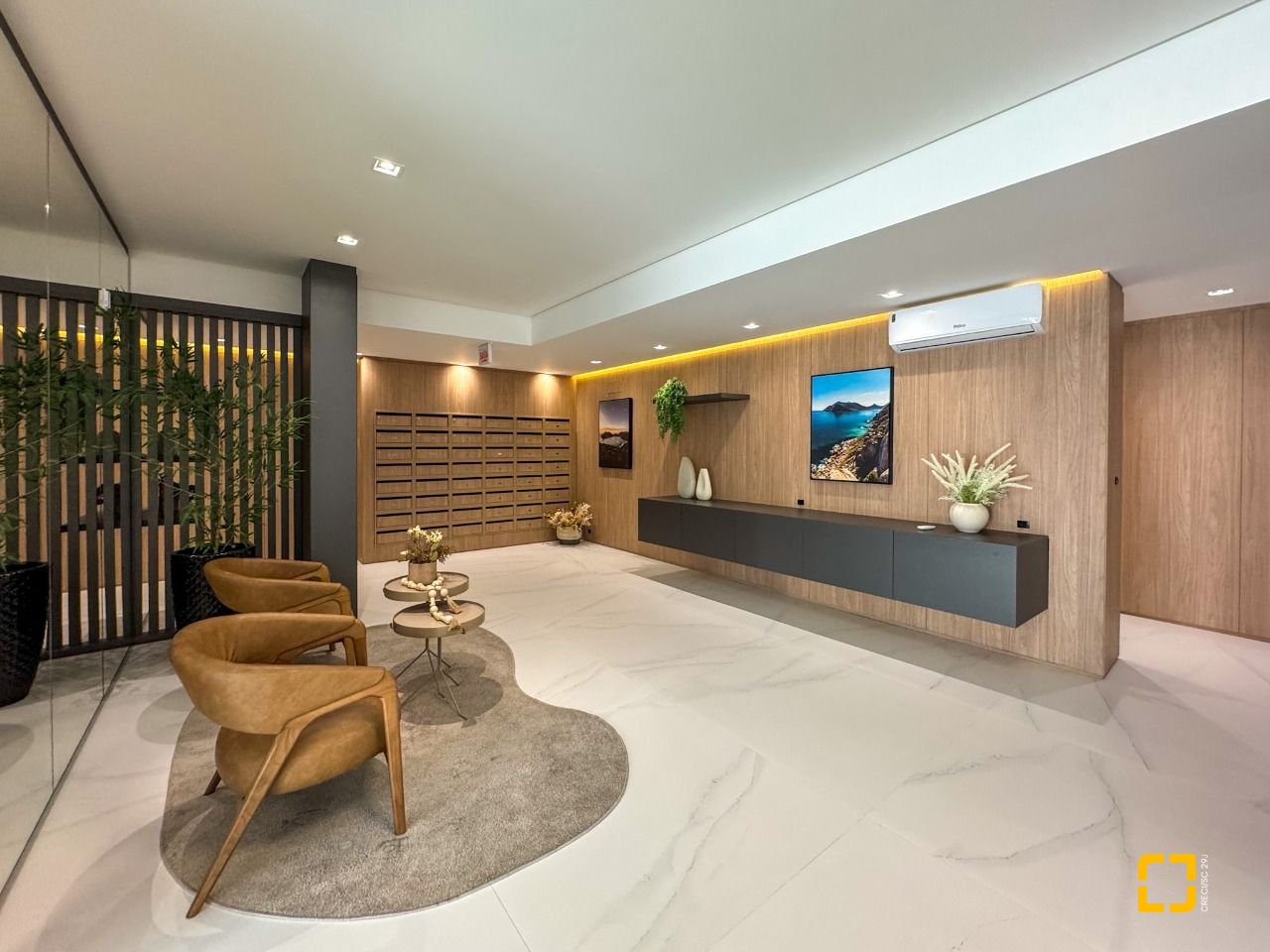 Cobertura com 107m², 5 quartos (sendo 2 suítes), 2 garagens, no bairro Trindade em Florianópolis