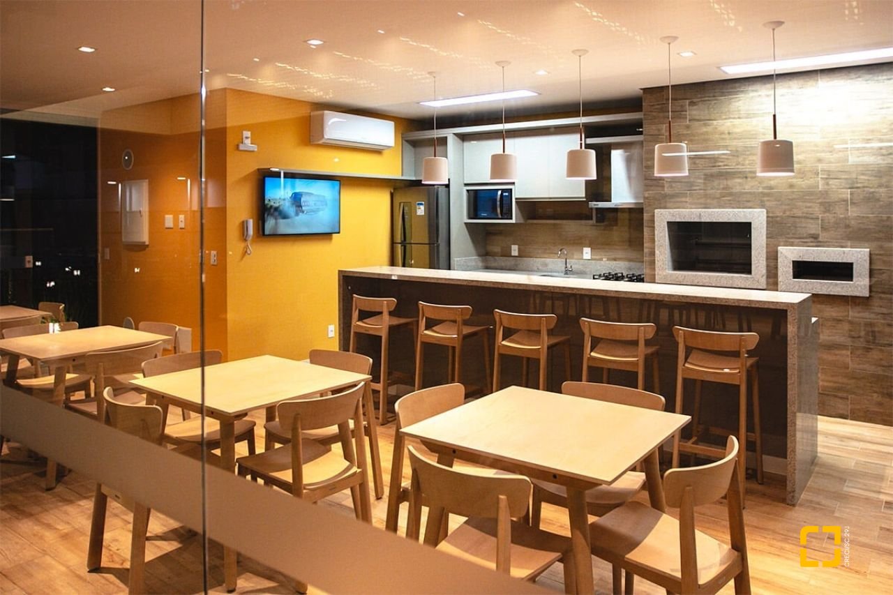Apartamento com 75m², 3 quartos (sendo 1 suíte), 2 garagens, no bairro Itacorubi em Florianópolis